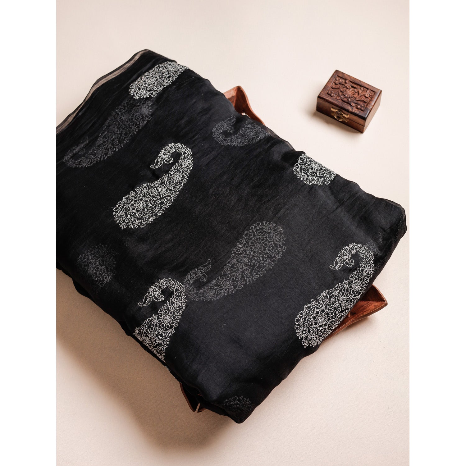 MUL CHANDERI ZARI EMBROIDERED FABRIC