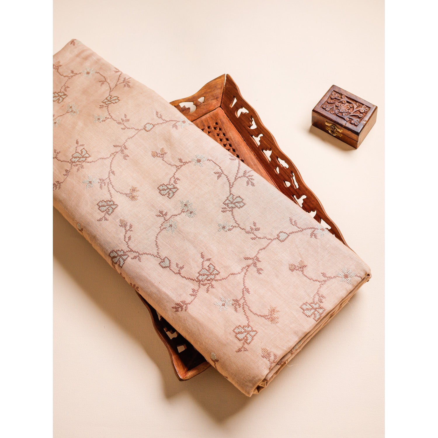 LINEN EMBROIDERED FABRIC