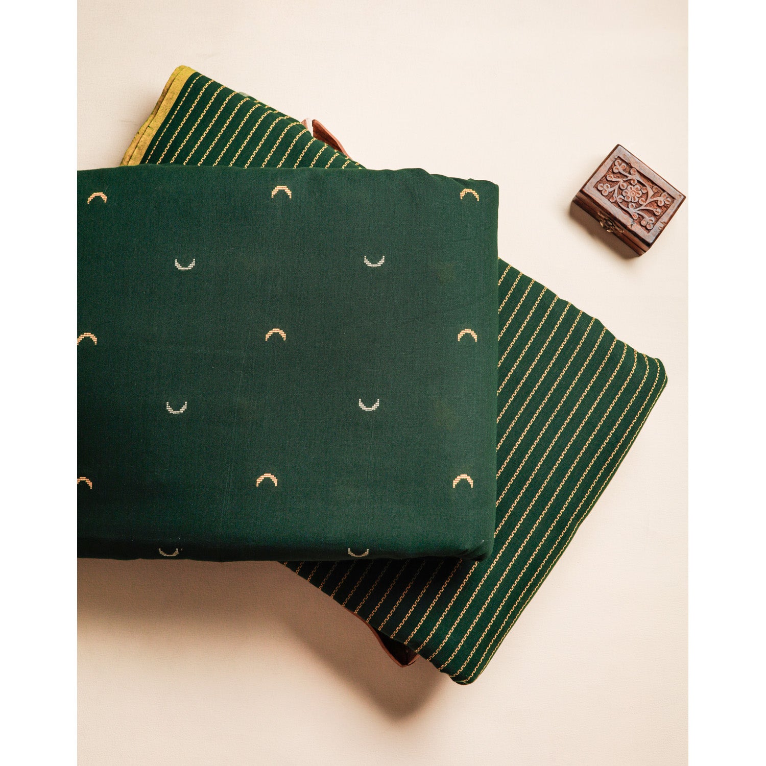 COTTON HANDLOOM FABRICS