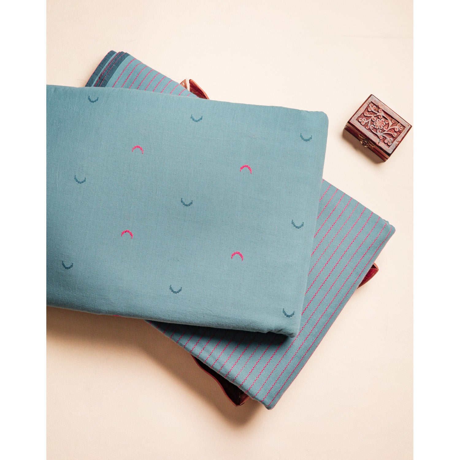 COTTON HANDLOOM FABRICS