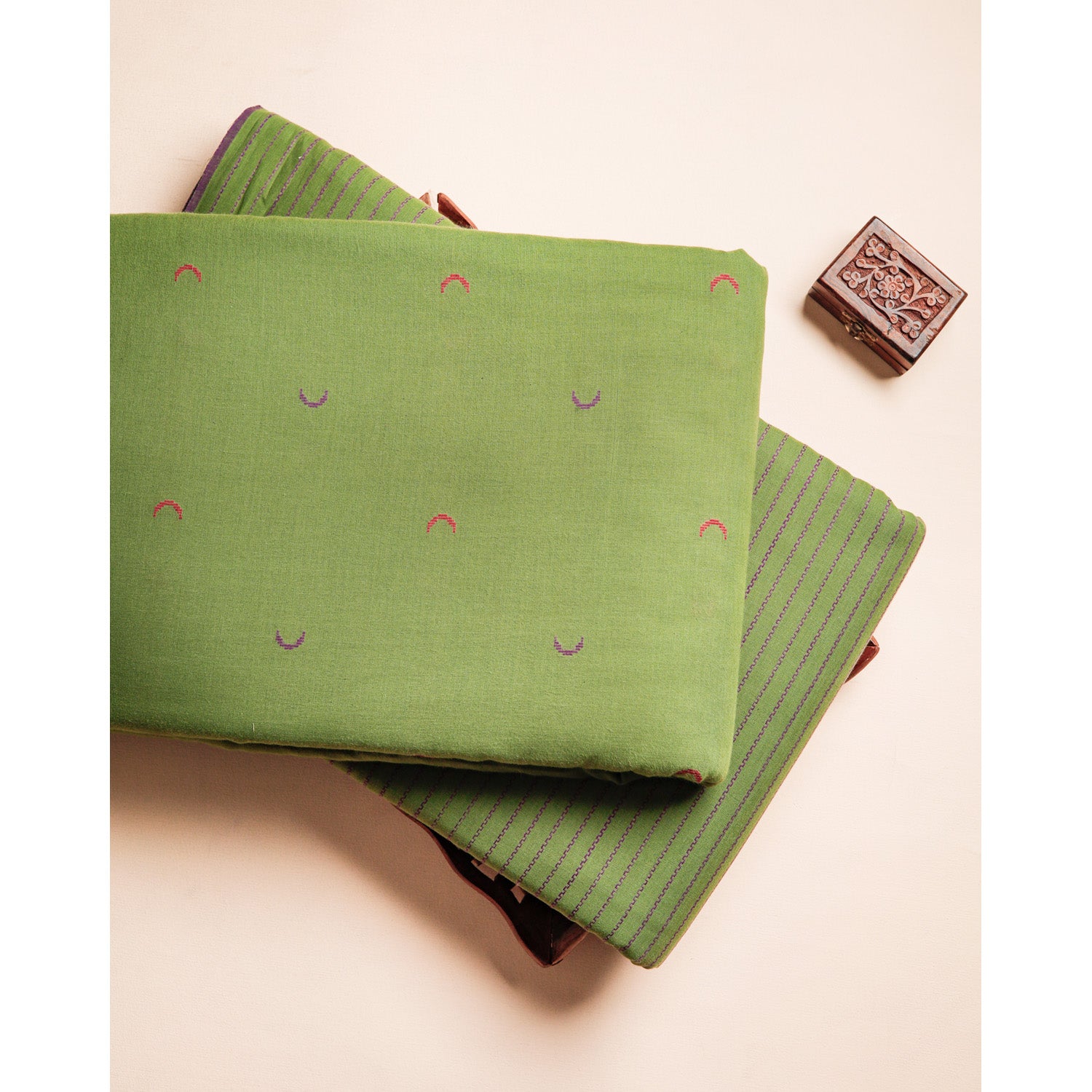 COTTON HANDLOOM FABRICS