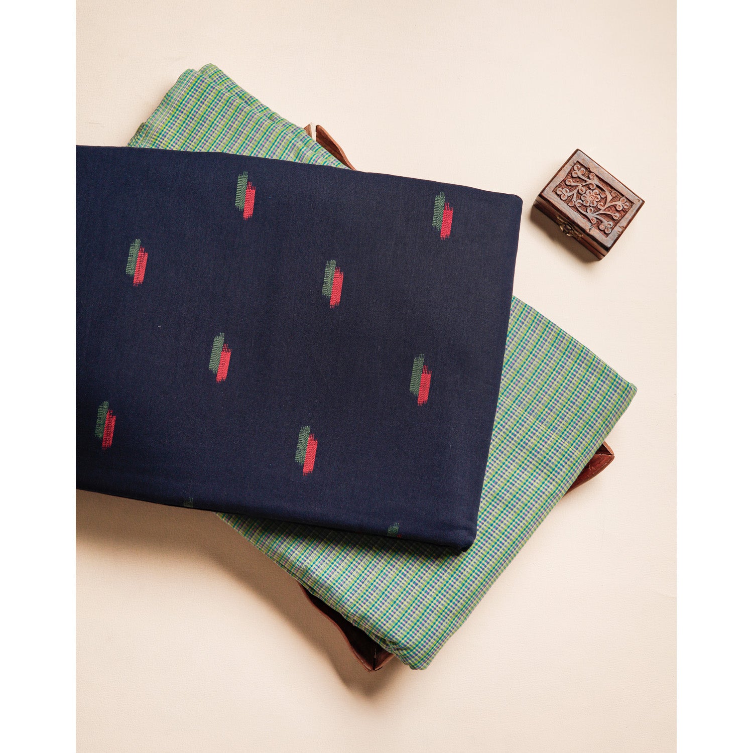 COTTON HANDLOOM FABRICS