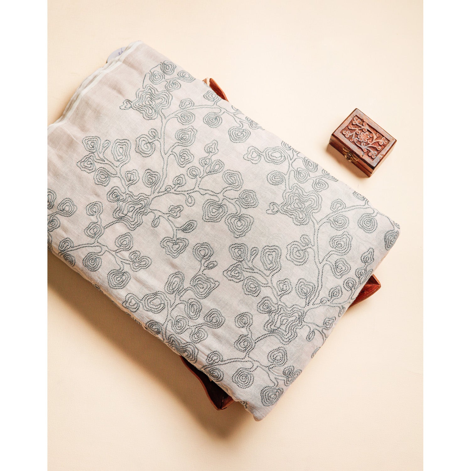 LINEN EMBROIDERED FABRIC