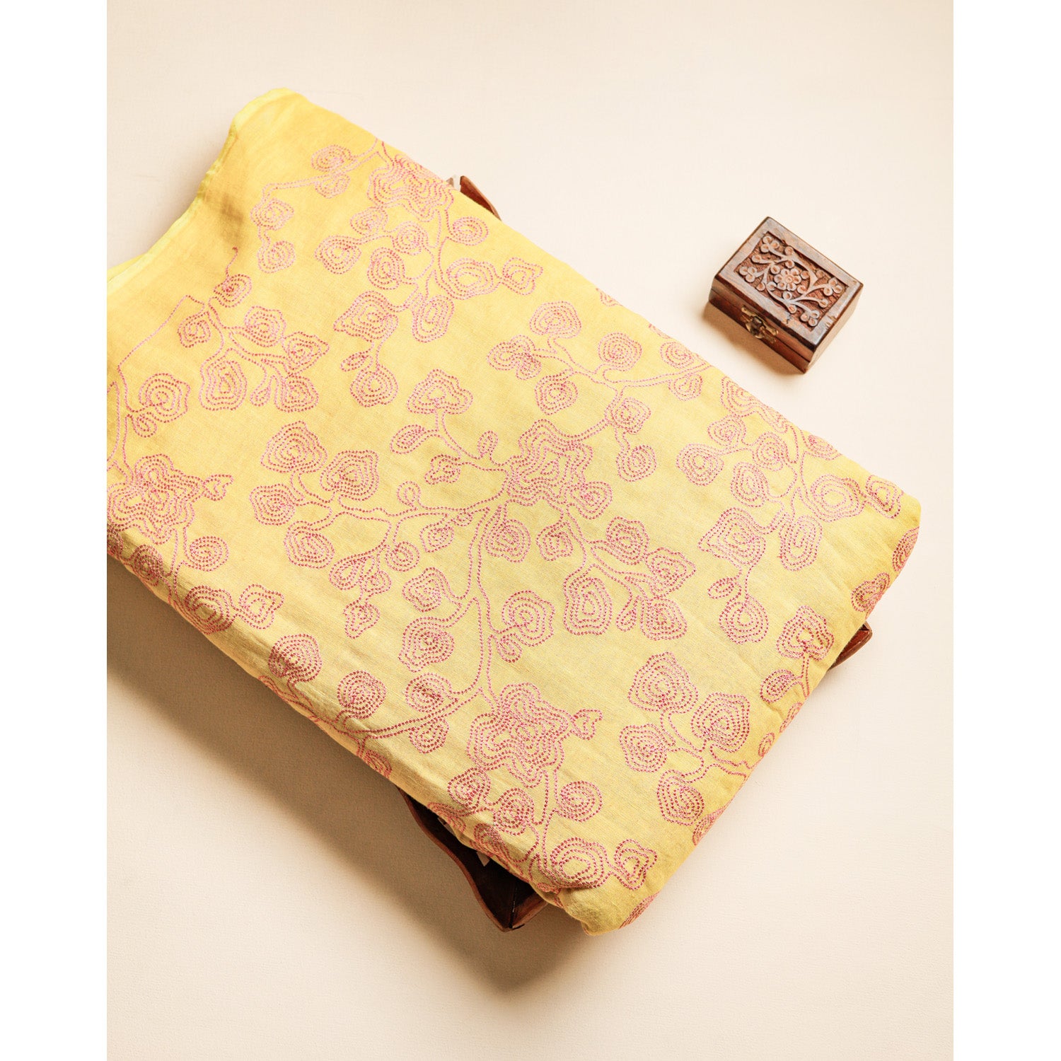 LINEN EMBROIDERED FABRIC