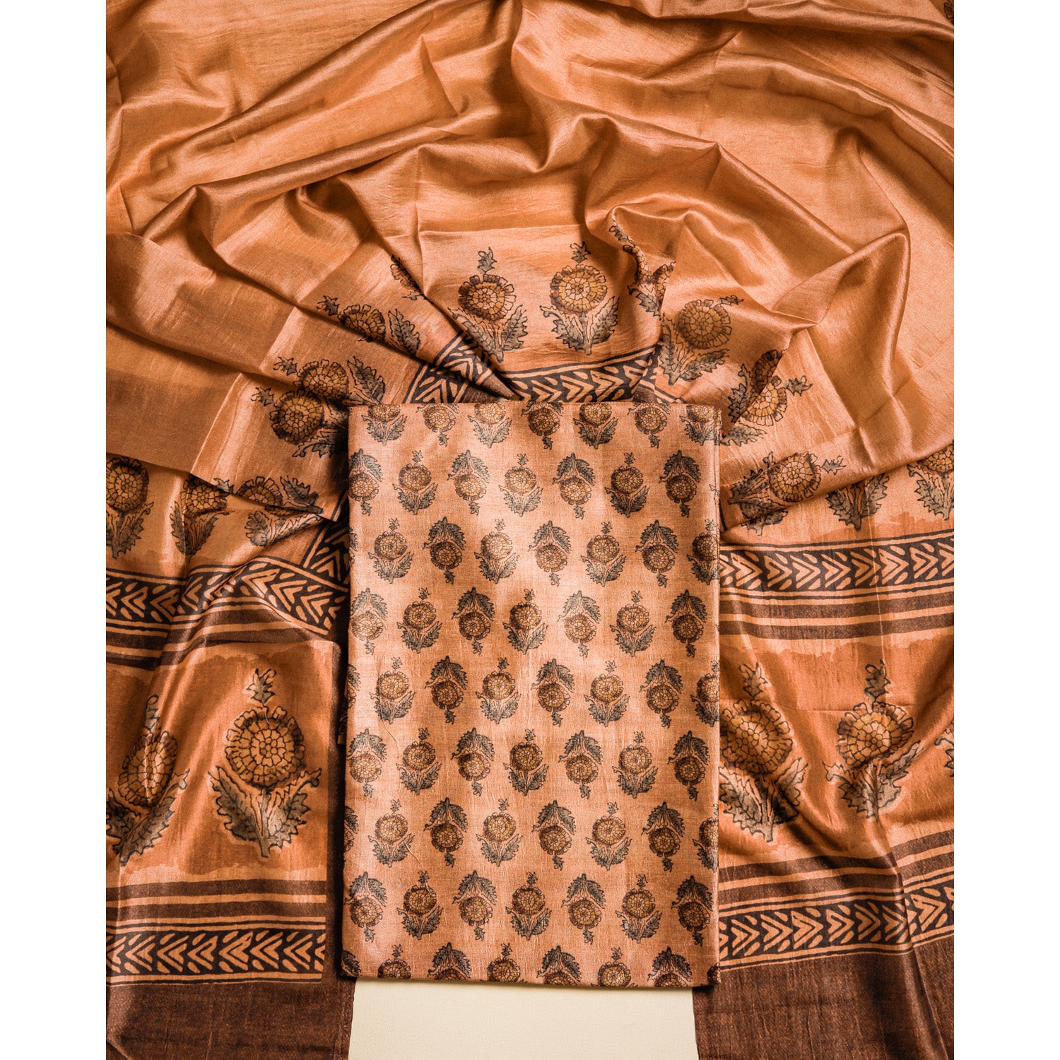 RAW SILK PRINTED SUIT SET