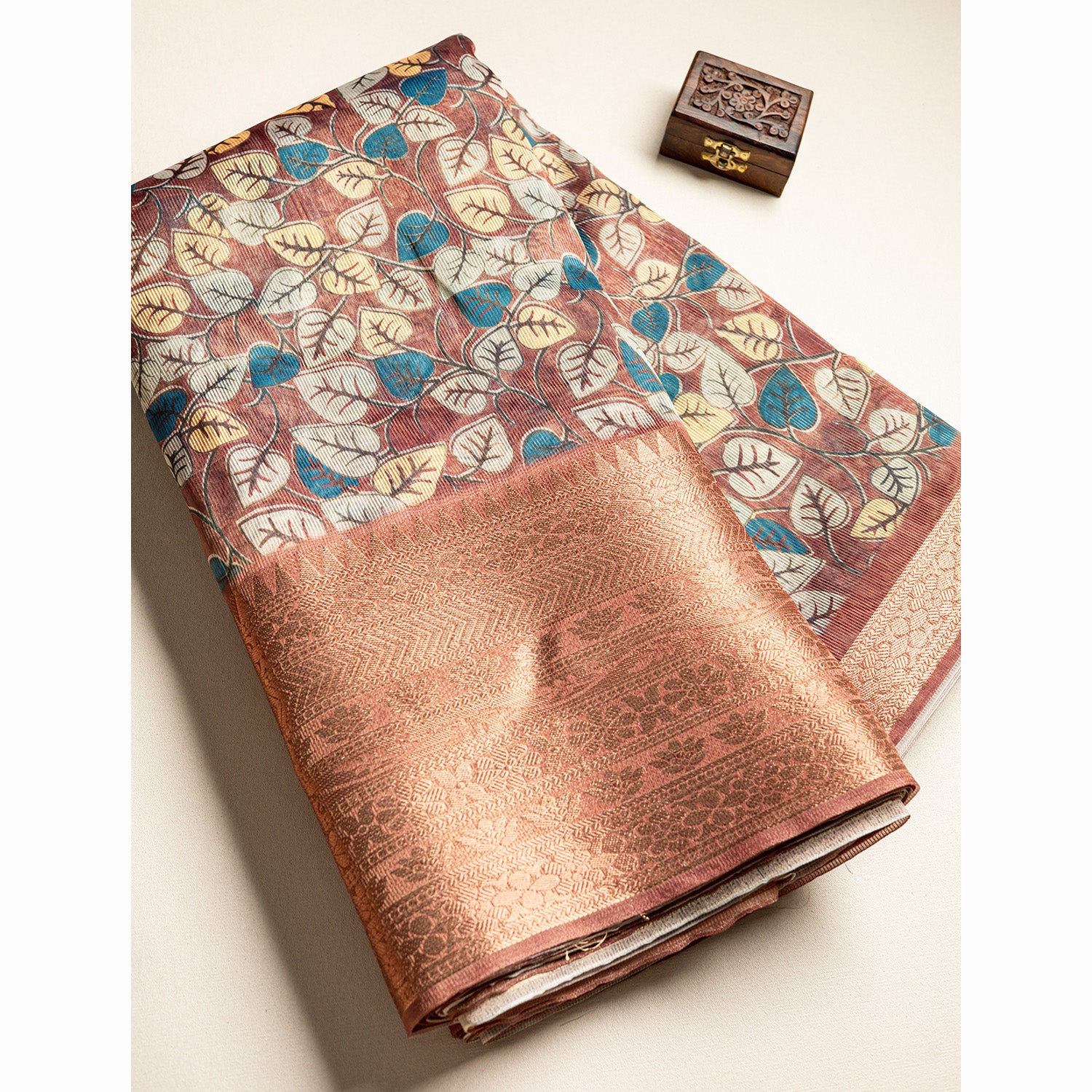 TISSUE TEMPLE BORDER FABRIC