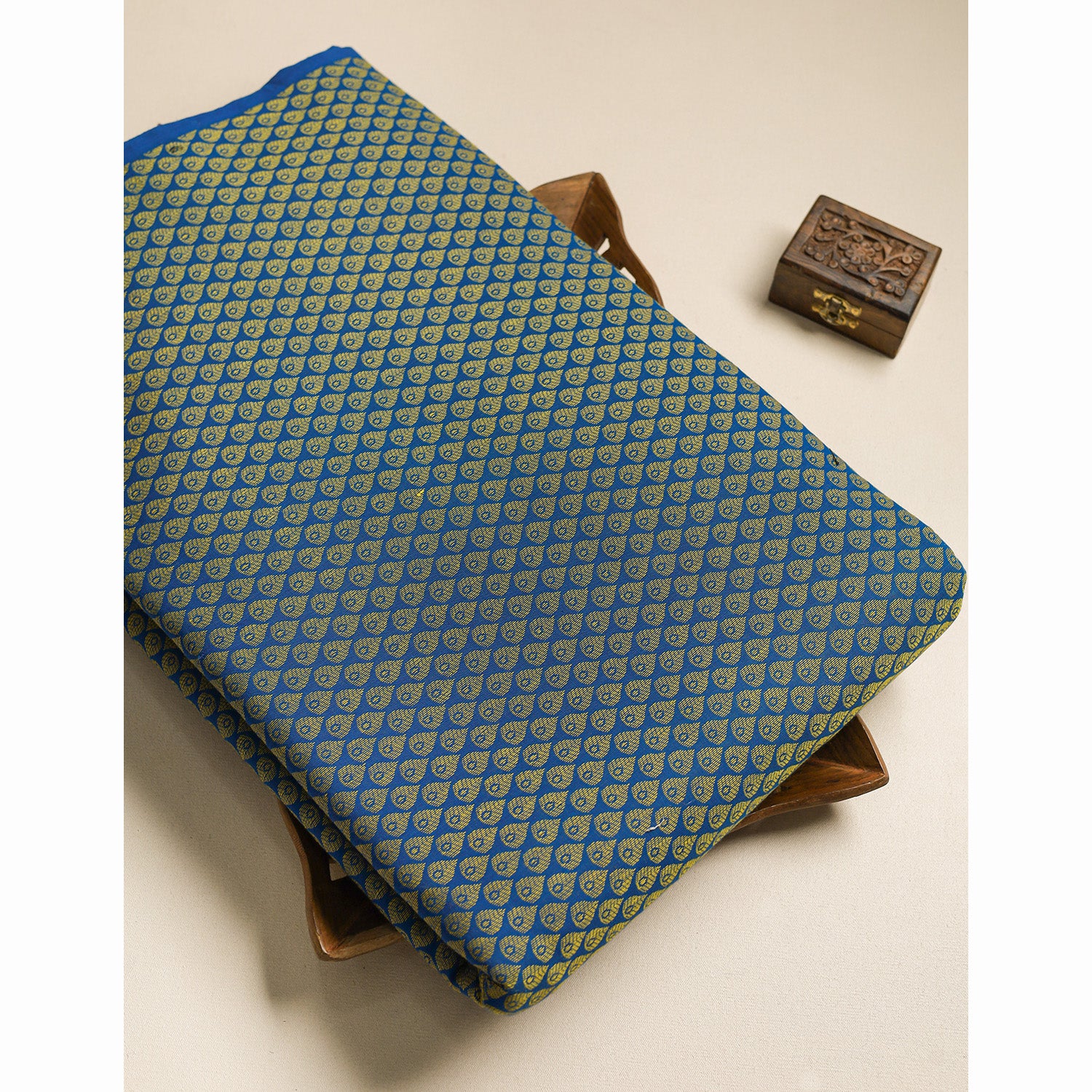 COTTON HANDLOOM FABRIC