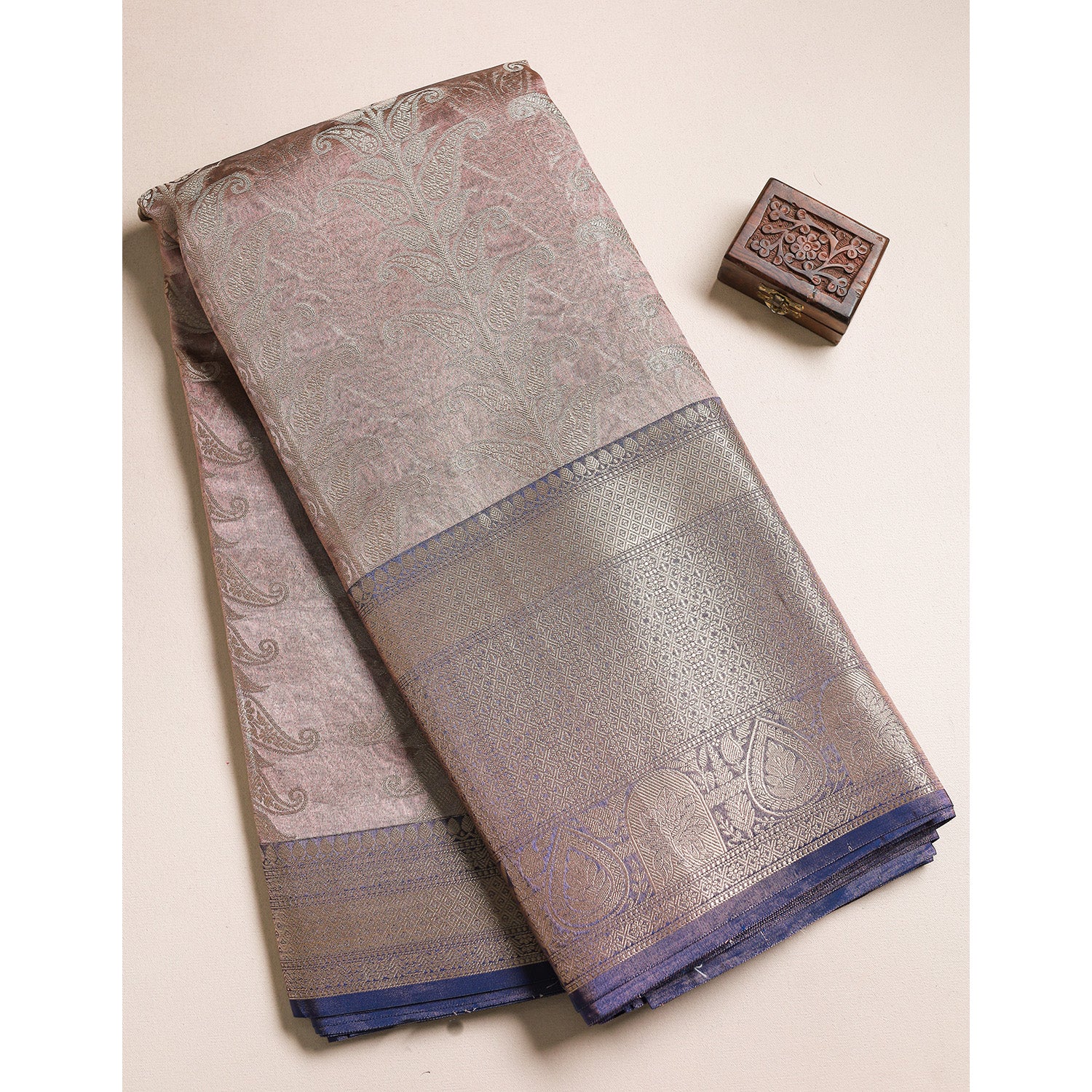 TISSUE SILK BORDER FABRIC