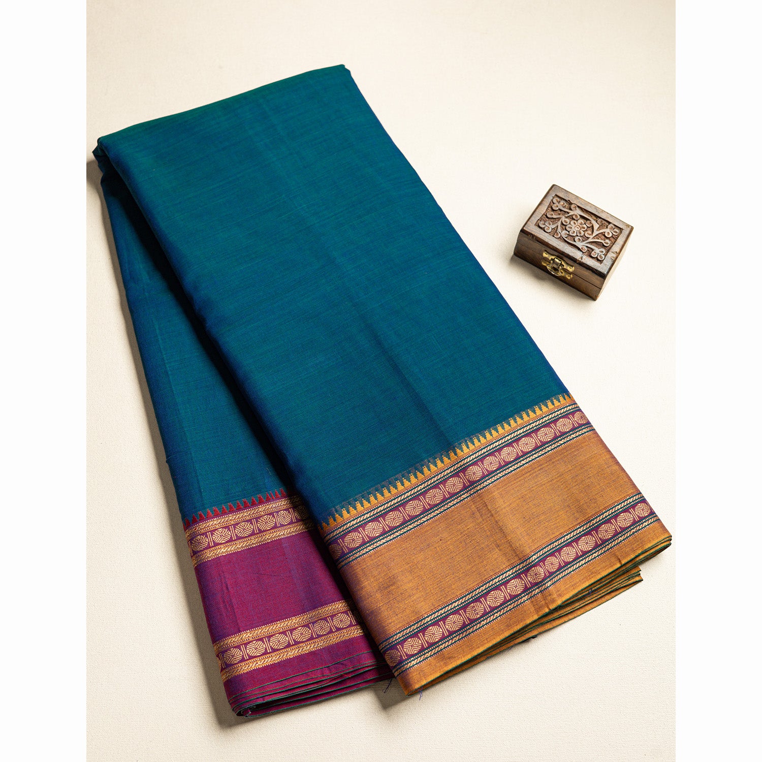 Handloom Cotton Narayanpet Zari Border Fabric