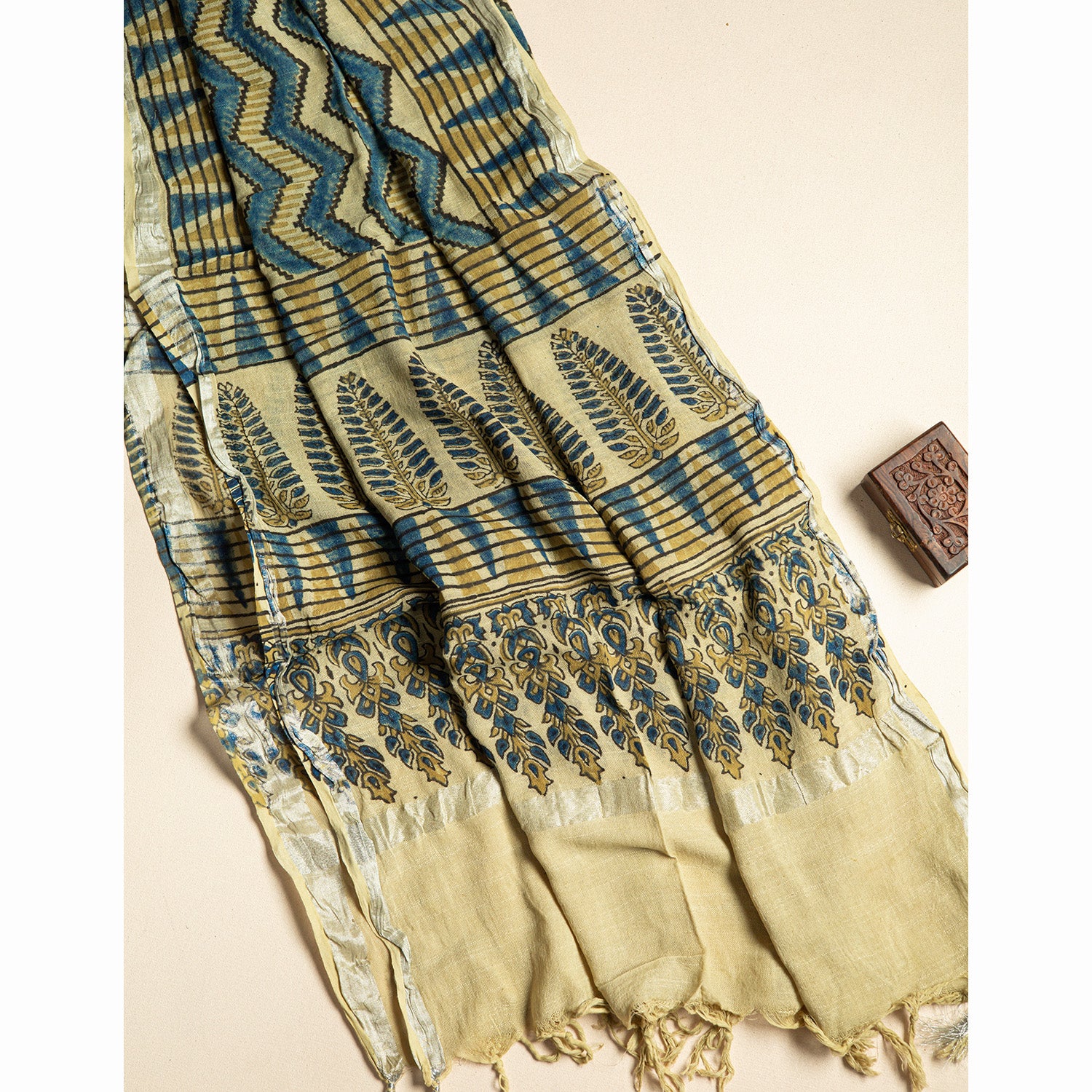 PURE LINEN AJRAKH DUPATTA